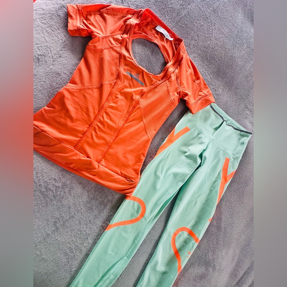 Stella McCartney Womens Orange Teal Green Leggings T Shirt Top Set Size XS-S - Picture 2 of 5